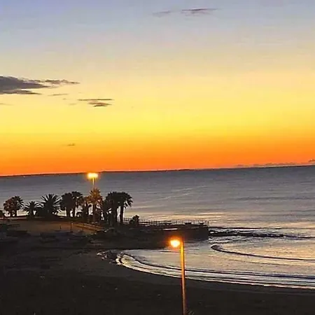 Vakantiehuis A Vicino Al Mare Pozzallo